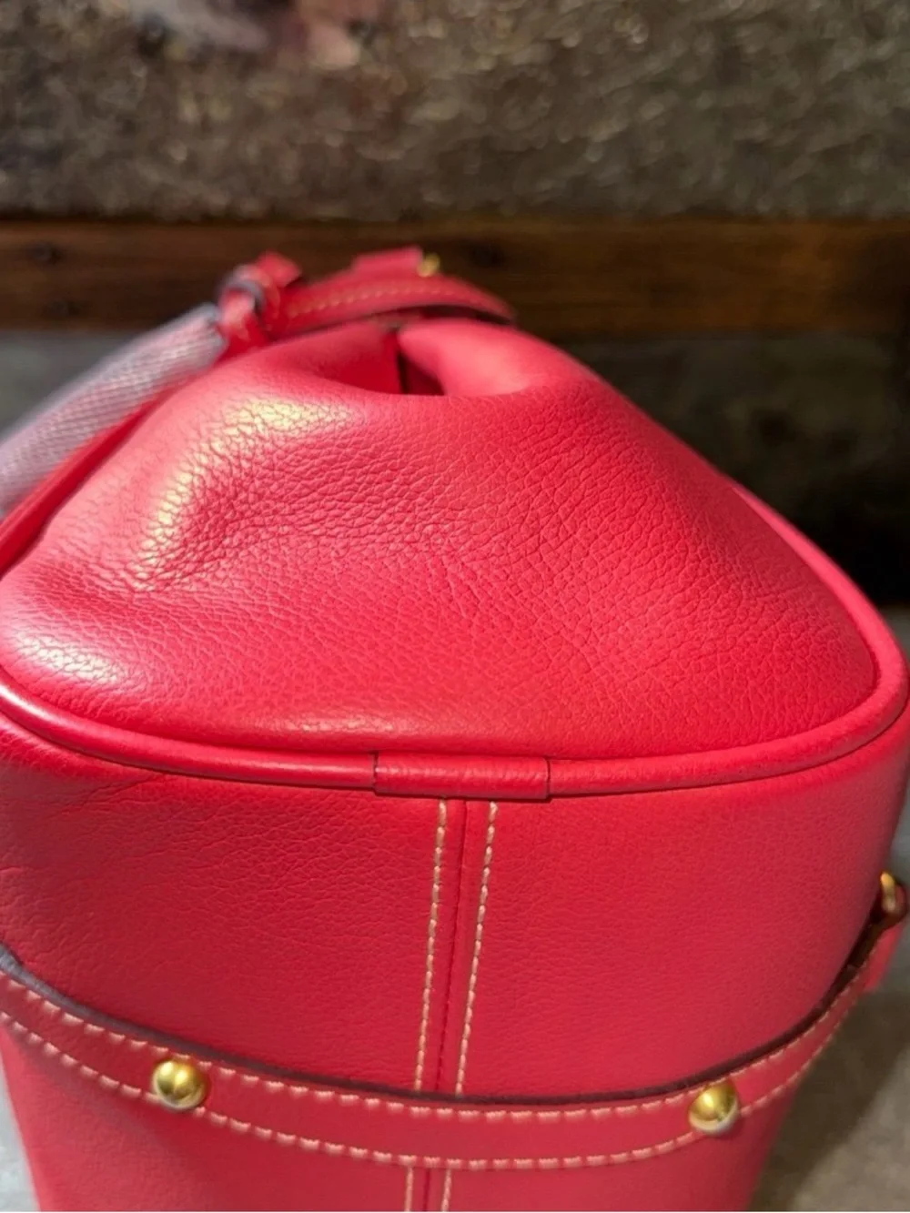 Dooney & Bourke small satchel with strap in Strawberry - Picture 6 of 12